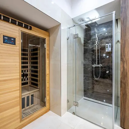 Luxurious Elizabeth St With Sauna Apartmán *