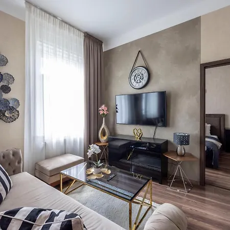 Apartmán Luxurious Elizabeth St With Sauna Budapešť