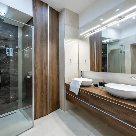 Luxurious Elizabeth St With Sauna *