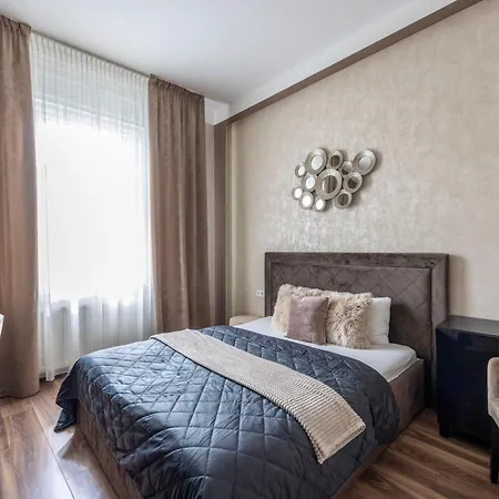 Luxurious Elizabeth St With Sauna Apartmán