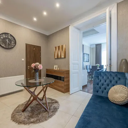 Apartmán Luxurious Elizabeth St With Sauna *