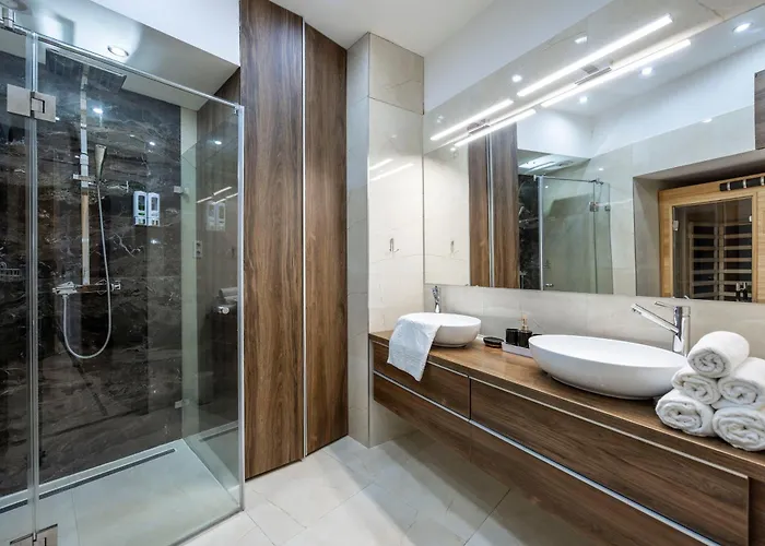 Luxurious Elizabeth St With Sauna *