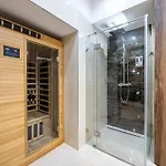 Luxurious Elizabeth St With Sauna Appartamento *